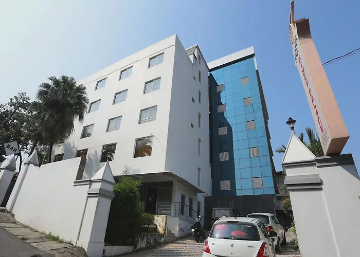 Super Townhouse Prince Palace Thiruvananthapuram