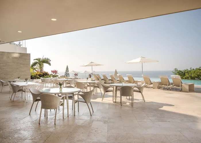 Maxwell Residences At Indah Puerto Vallarta