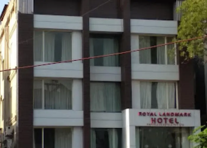 Fabhotel Royal Landmark Ahmedabad