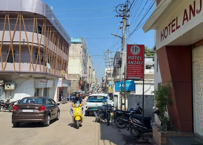 Hotel Anjali Bhuj