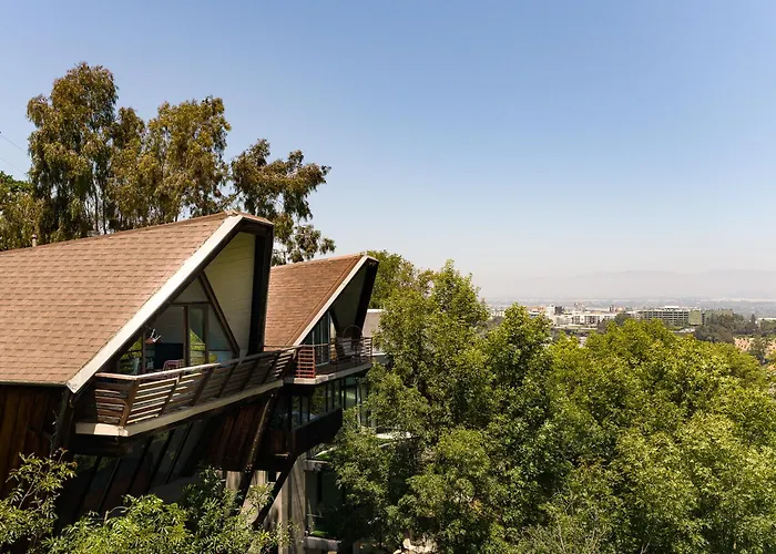 Architectural Marvel In Hollywood Hills With Views Villa Los Angeles