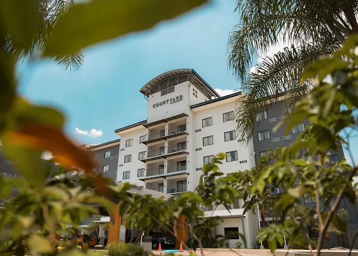 Hotels Near San Salvador Airport