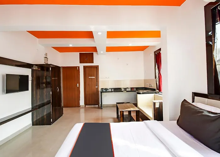 Hotel O Dlf Star Guest House Kolkata