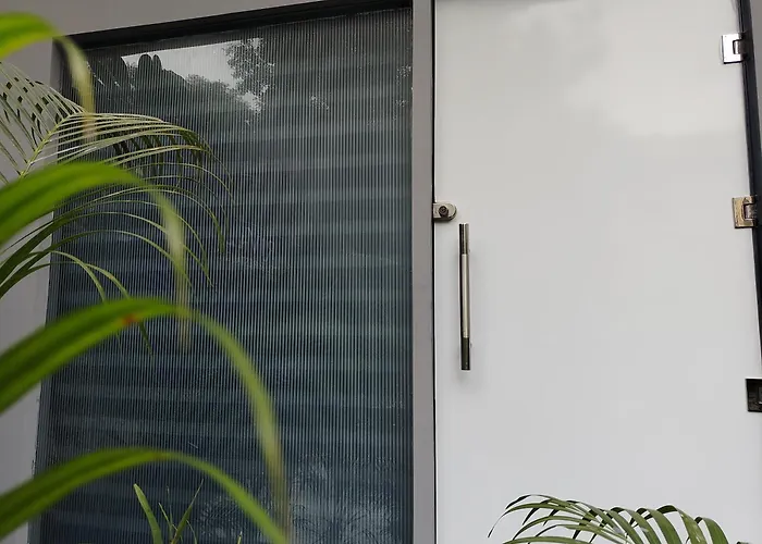 Rivaz Hotel And Restaurant New Delhi