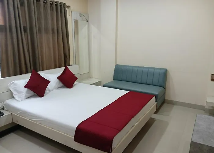 Hotel Tirupati Palace Indore