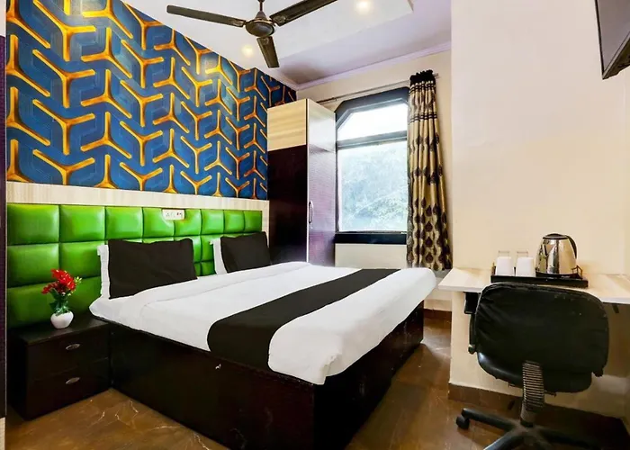 Hotel Akash Continental Near Hari Nagar Couple Friendly New Delhi