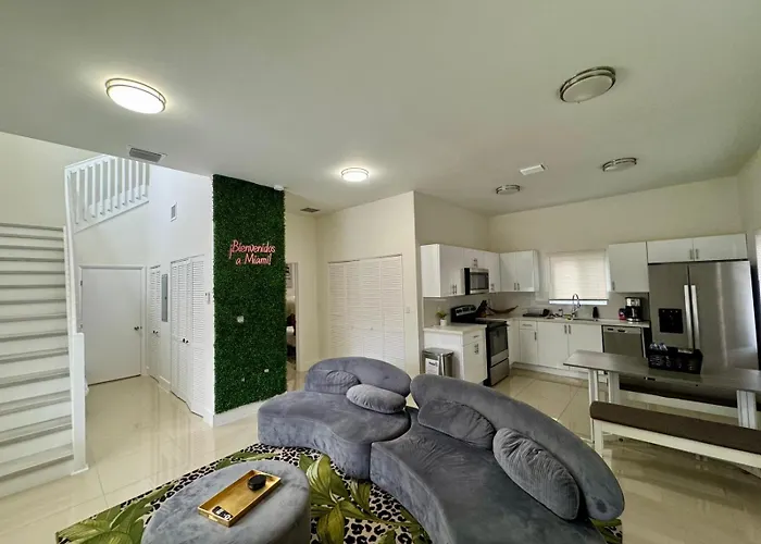 Touchdown Hostel Miami