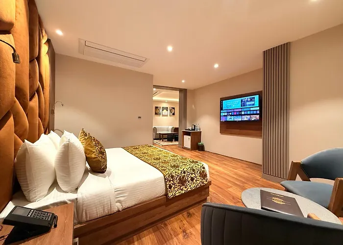 The Olive Hotel Srinagar