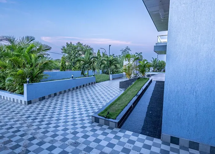 Shaurya Villa Managed By Ambitionvilla Surat