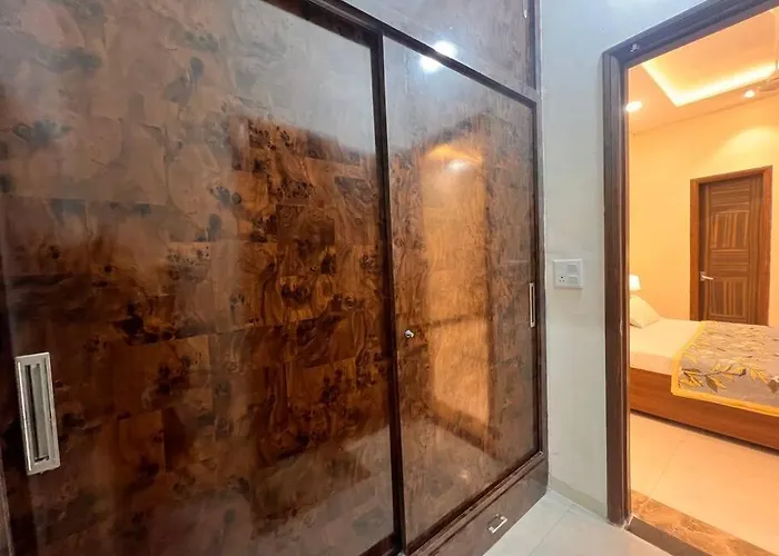 5Bhk Home Away From Home At Ranjit Avenue Amritsar