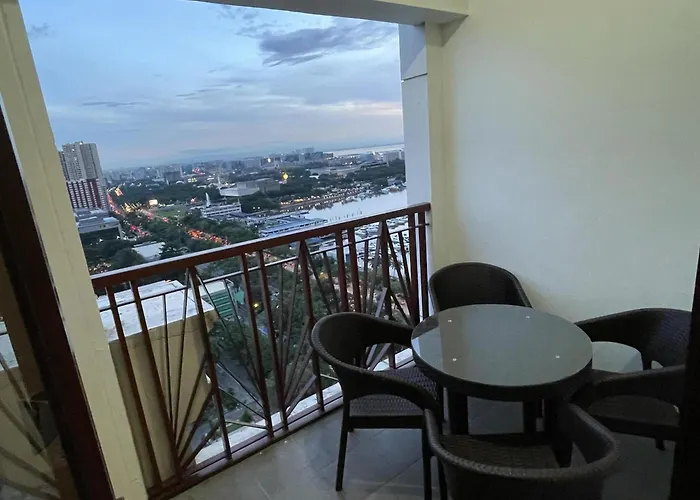 Admiral Baysuites Manila