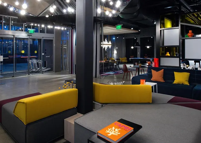 Aloft Charlotte Airport Hotel