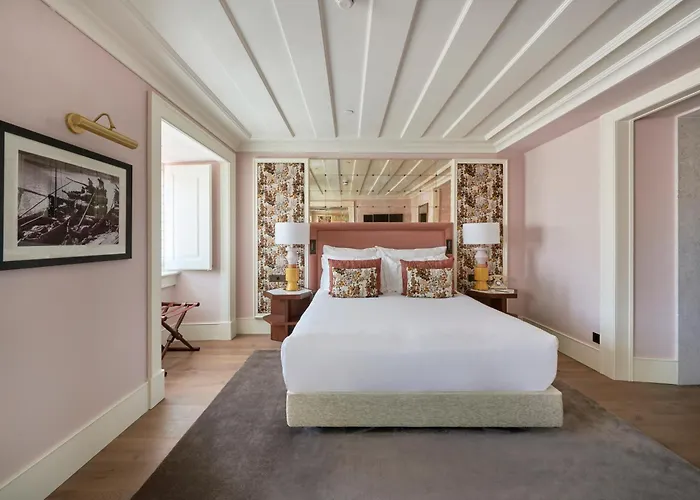 Palacio Ludovice Wine Experience Hotel Lisbon