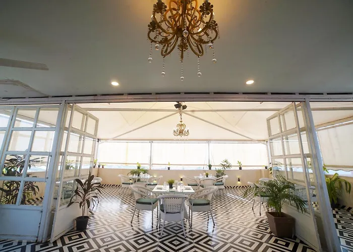 Hotel Centre Park Bhopal