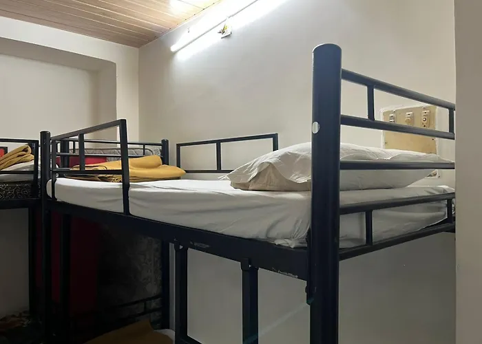 Prince Solo Hostel Mumbai