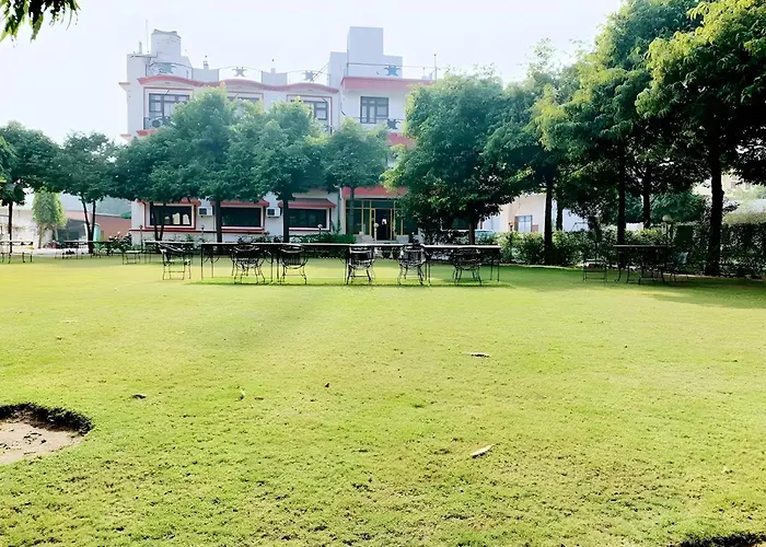 Hotel Amrapali Jaipur