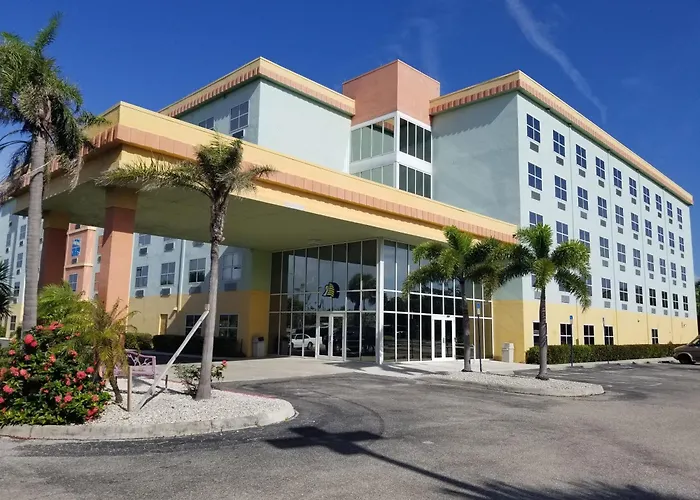Allure Suites Of Fort Myers