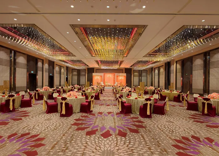 Jw Marriott Mumbai Sahar Airport Hotel