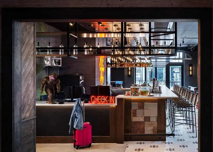 Moxy Springfield Downtown Hotel