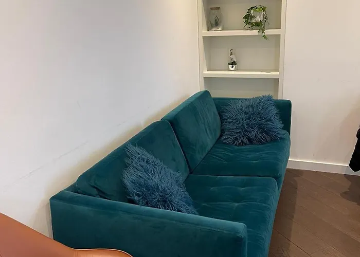 Laurel Point Aparthotel London