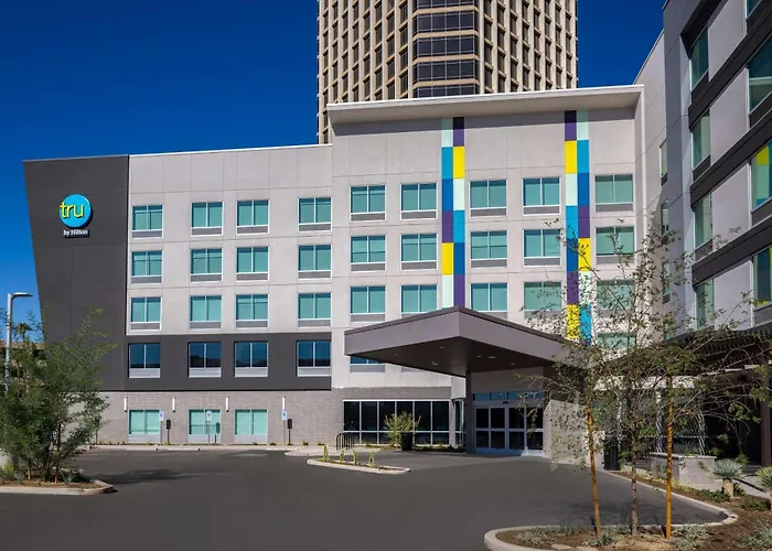 Tru By Hilton Phoenix Midtown