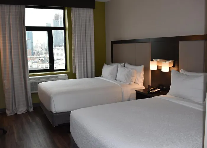 Holiday Inn Express Long Island City E - New York By Ihg