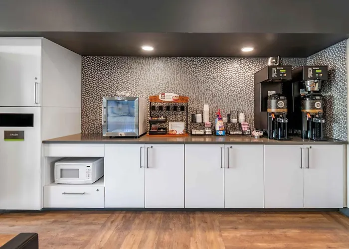 Extended Stay America Premier Suites - Colorado Springs - South