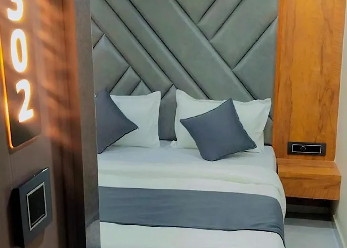 Hotel Skyland Ahmedabad
