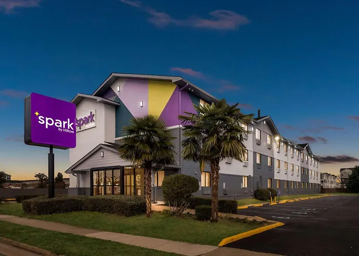 Spark By Hilton Norfolk