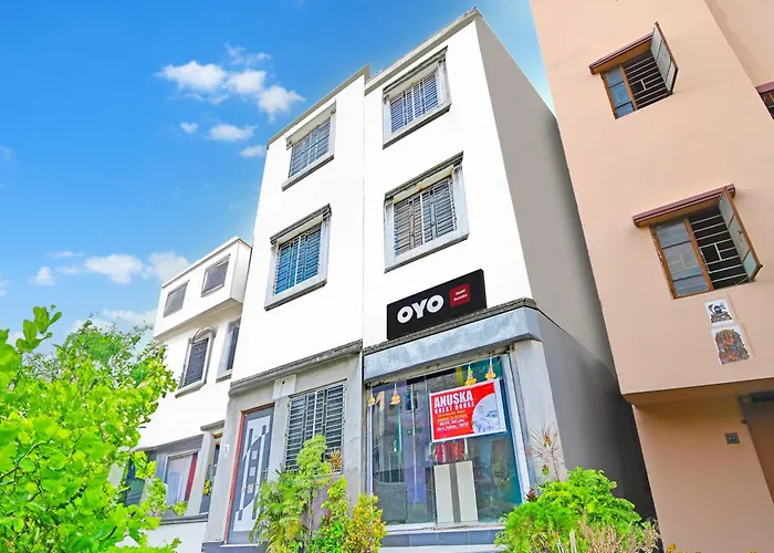 Hotel O Anuska Guest House Kolkata