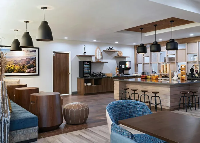 Fairfield By Marriott Inn & Suites Albuquerque Uptown