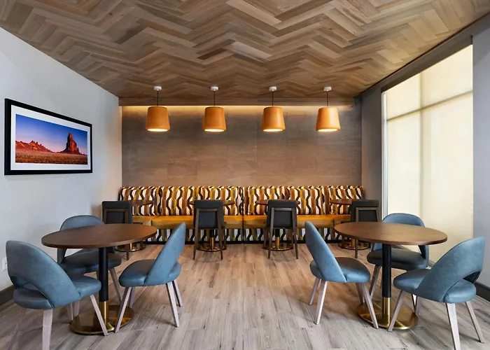 Fairfield By Marriott Inn & Suites Albuquerque Uptown