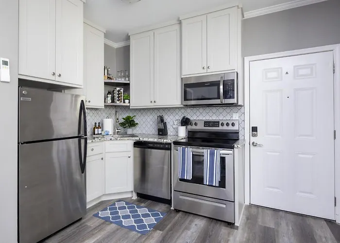 Little Rock - Stylish Little Rock Downtown Escape Villa