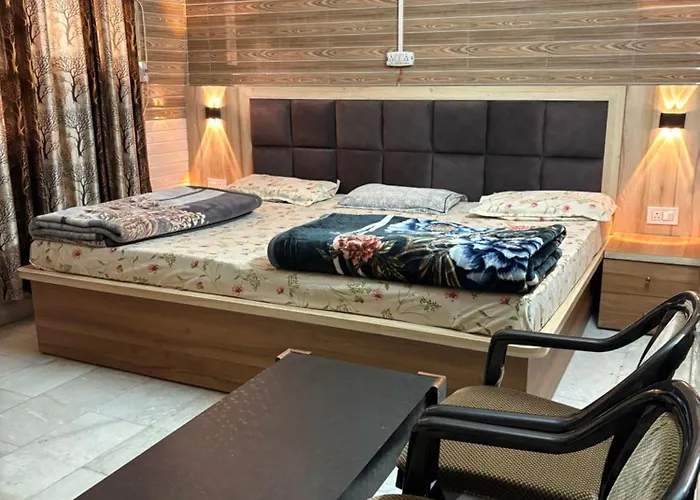 Dream Land Hotel Jammu