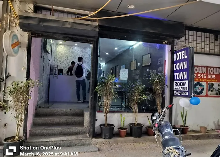Hotel Downtown New Delhi