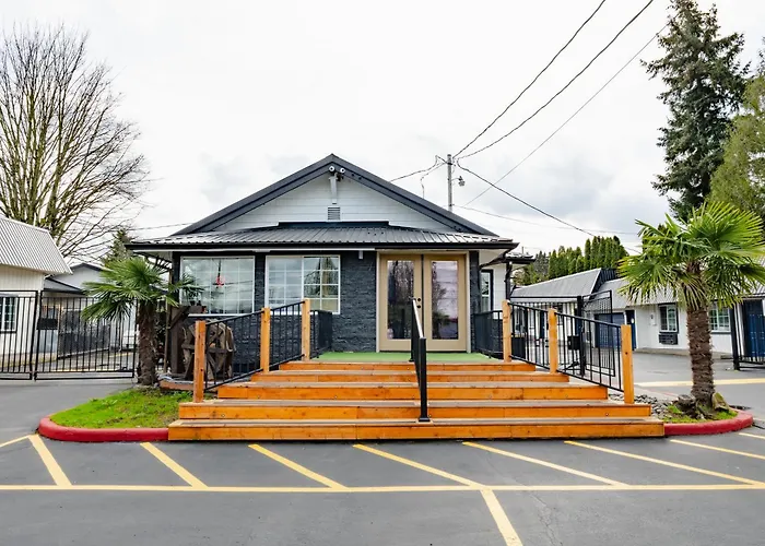 Horseshoe Inn Portland