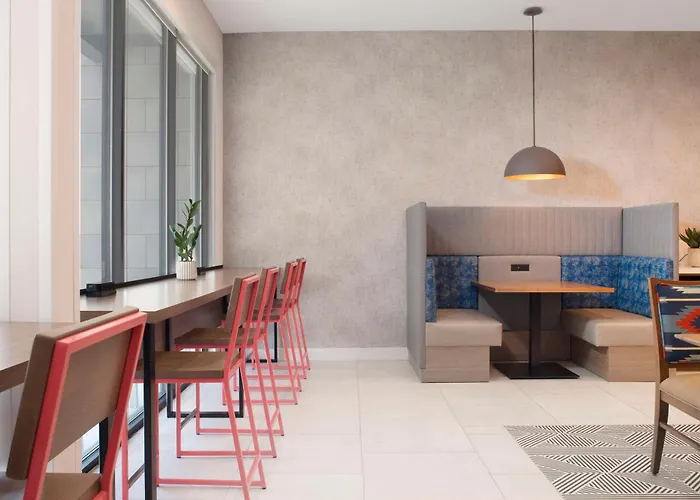 Home2 Suites By Hilton Albuquerque Airport