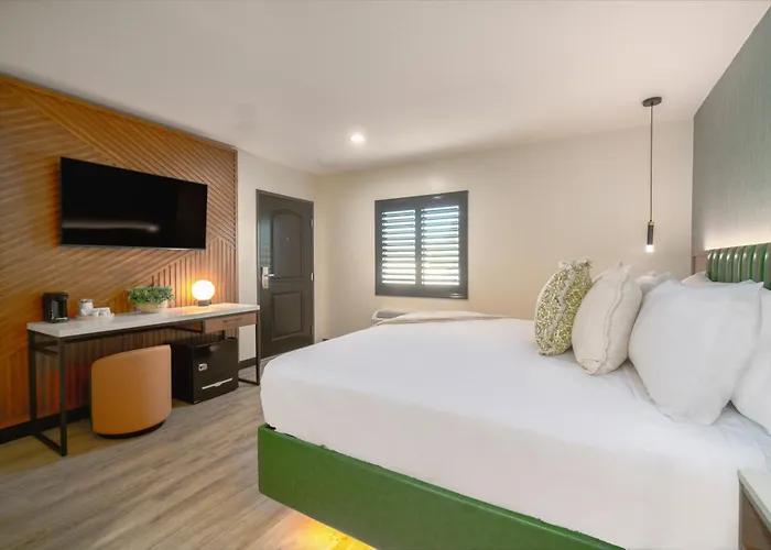 Lyfe Inn & Suites By Aga- North Hollywood Universal Studios Los Angeles