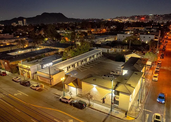 Lyfe Inn & Suites By Aga- North Hollywood Universal Studios Los Angeles