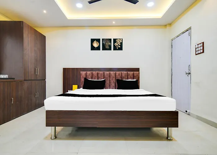 Hotel O Golden Valley Indore
