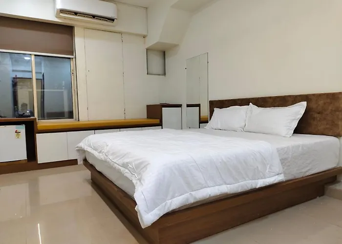 Hotel Spark Inn Ahmedabad