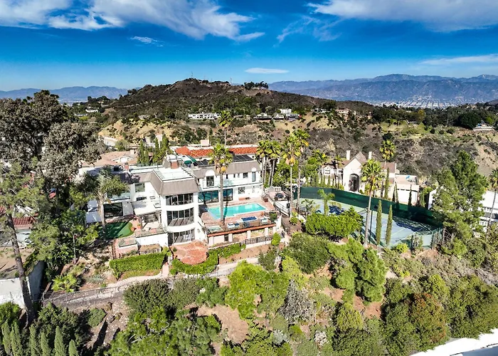 Le Chateau Los Angeles