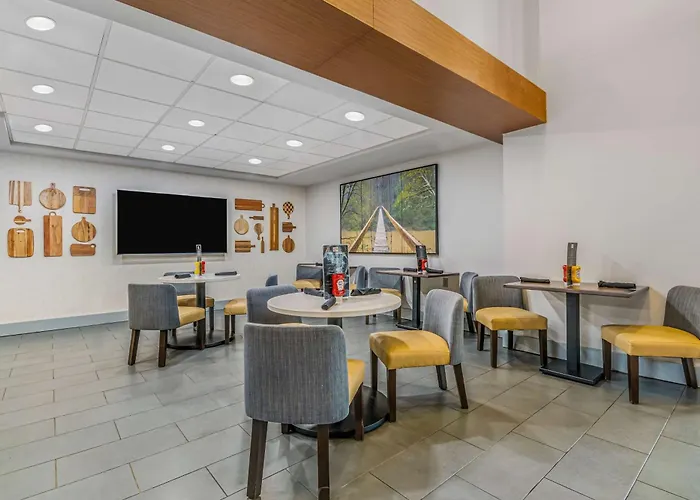 Embassy Suites By Hilton Detroit Metro Airport Romulus