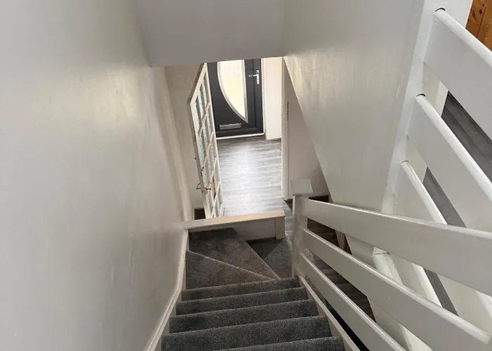 Close London City Airport- Petok - Free Parking