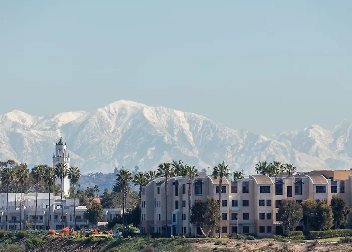 Loyola Marymount University - Apartments Los Angeles