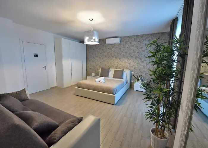 Karol Wojtyla Airport Bari Hotel