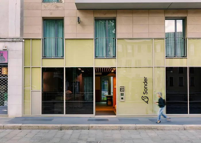 Sonder By Marriott Bonvoy Manzoni Apartments Torre Velasca Milan