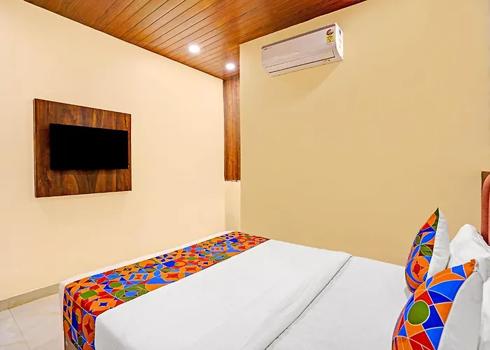 Via Surya Grand Hotel Mumbai