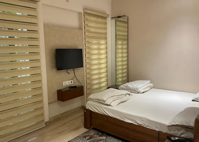 Bluebonnets Hotel Indore