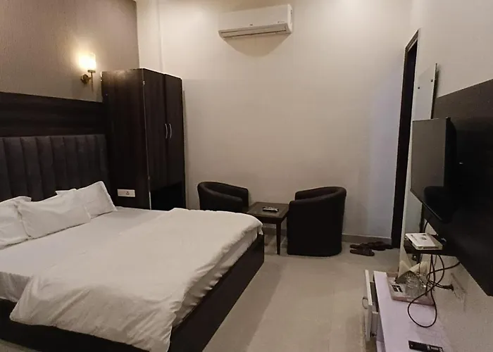 Hotel Lovely New Delhi